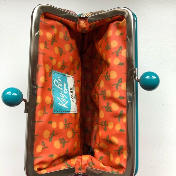 Brand new Fossil Keyper bird cage print clutch - Picture 3 of 4